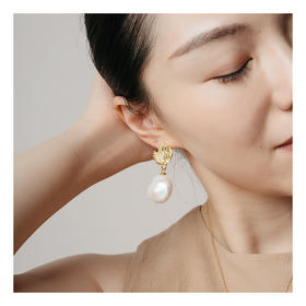 APRESI｜SWIRLING Pearl Earrings [自然线条感珍珠耳环 不对称]