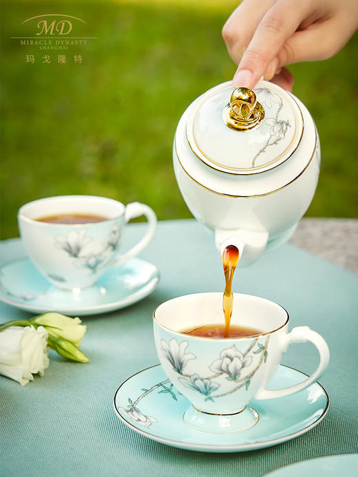 【玛戈隆特】玉兰花开6头茶具套装 骨瓷家用茶具咖啡具套装 商品图4