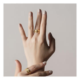 APRESI｜TWIST OF JOY Slight Waved Ring [逐浪宽版开口戒指]