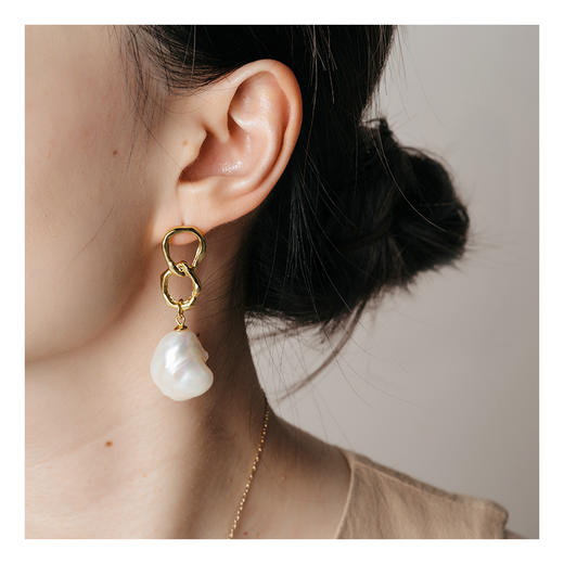 APRESI｜SWIRLING Pearl Earrings [自然线条感珍珠耳环 不对称] 商品图1