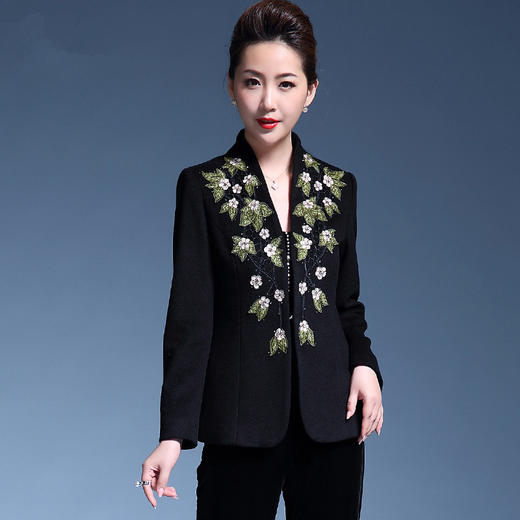 MY-8816秋季新款纯色绣花毛呢外套 商品图2