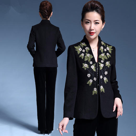 MY-8816秋季新款纯色绣花毛呢外套 商品图1