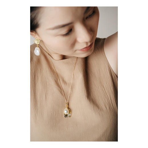 APRESI｜SWIRLING Pearl Pendant Necklace [自然线条感珍珠项链] 商品图3