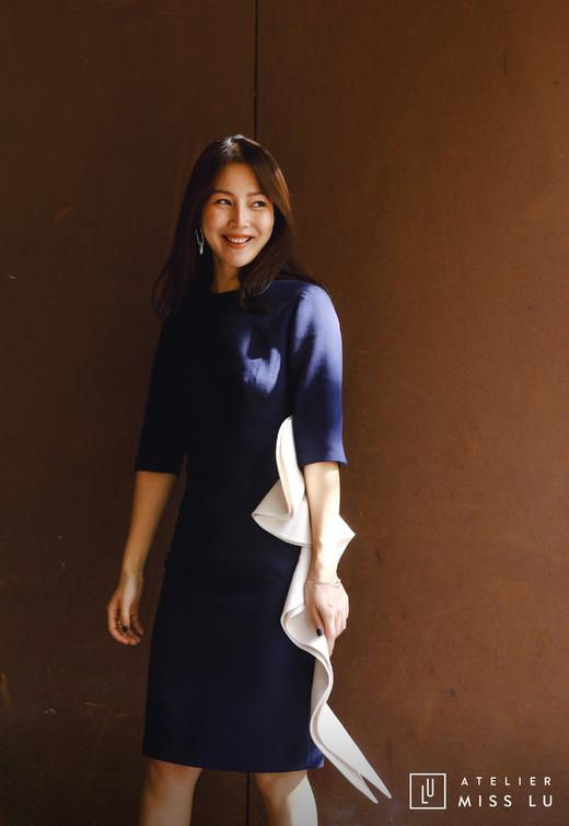 AtelierMissLu / Nora-藏青拼白腰侧褶皱装饰连身裙 商品图3