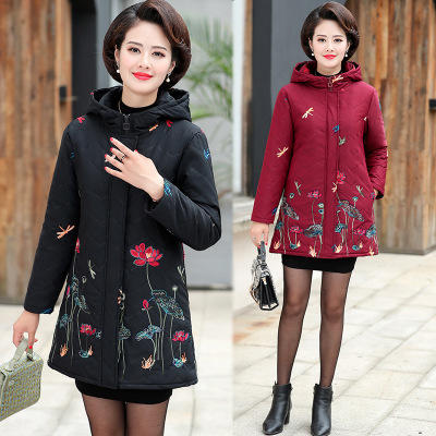 YCE	1313-8870老年人绣花棉袄女冬装新款妈妈棉衣短款厚中年女秋冬羽绒棉服外套 商品图1