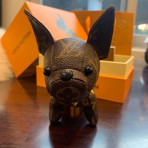 lv小狗挂件