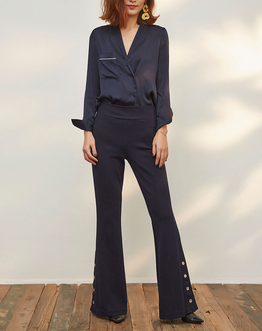 TYNVIE 金扣装饰喇叭裤