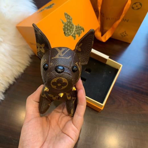 lv小狗挂件
