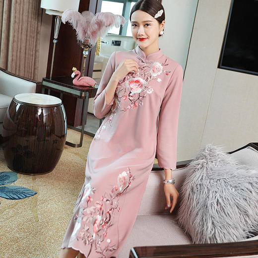 MY-52878秋季新款中国风刺绣连衣裙 商品图0