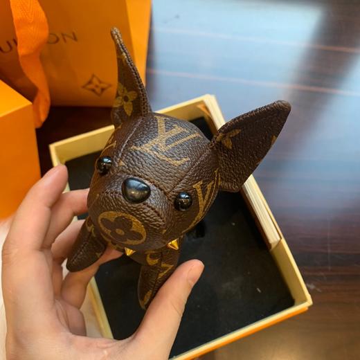 lv小狗挂件