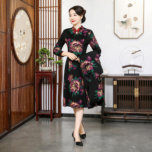 YCE 1204-1990改良版加绒加厚外披旗袍式两件套 商品图2