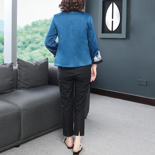 MWYG-9JC30286秋季新款雪花麻刺绣中年妈妈装礼服 商品图3