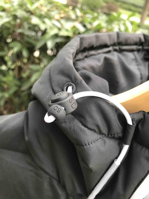 极度干燥 短款女款棉衣 英国品牌官网1300元 商品图9