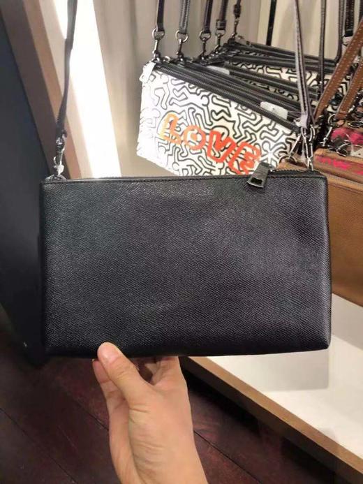 国内现货 Coach 蔻驰 女包 斜挎拉链式图案信封包 商品图3