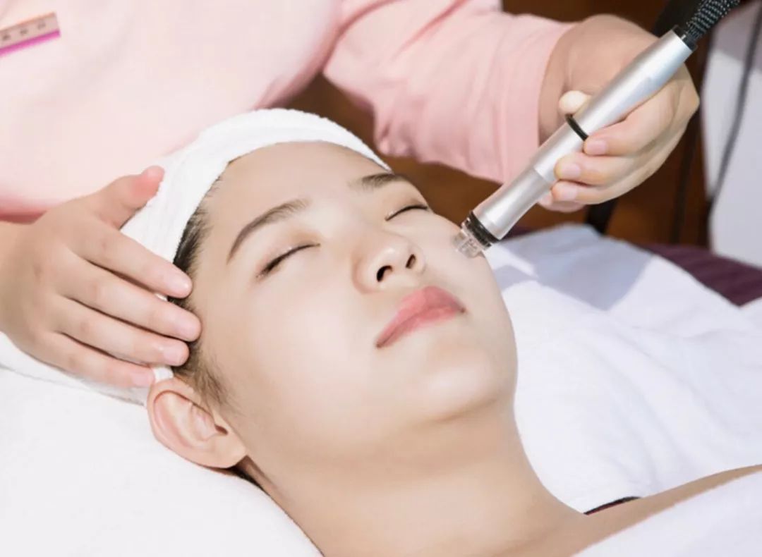 399元做精致猪猪女孩精致面护温络背护还你元气满满