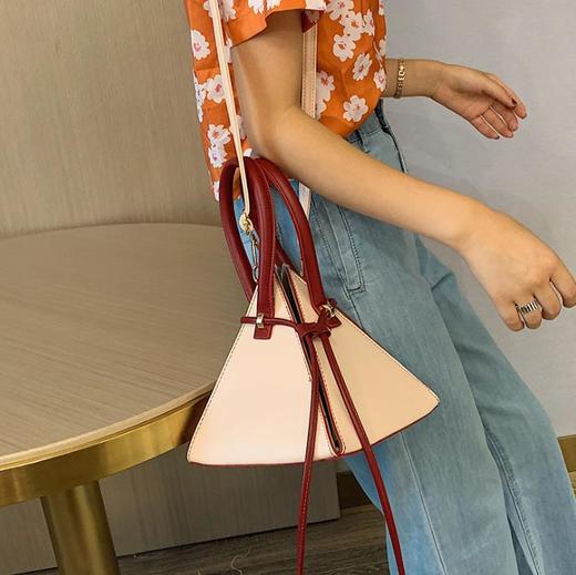 【女包】上新小包包女韩版个性少女手提三角包洋气流行斜挎单肩包 商品图2