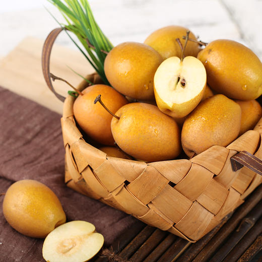 河南61金珠沙梨黄中透亮汁液丰富软化血管野生驯化缓咳润肺