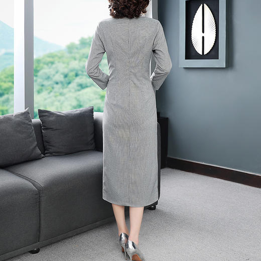 YFN-19307秋季新款格子旗袍改良版文艺年轻款少女中长款中国风优雅连衣裙 商品图3