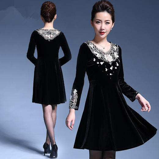 MY-5919秋冬中老年大码女装绣花大摆裙 商品图0