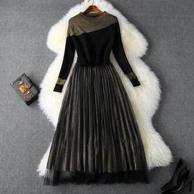 LYY-T10417秋季撞色亮丝拼接针织显瘦上衣+百褶网纱半身裙套装