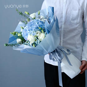 玫瑰绣球桔梗混搭花束