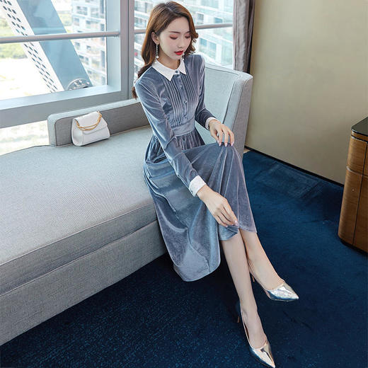 HT5143 金丝绒连衣裙女秋冬收腰显瘦丝绒气质女神范衣服 商品图3
