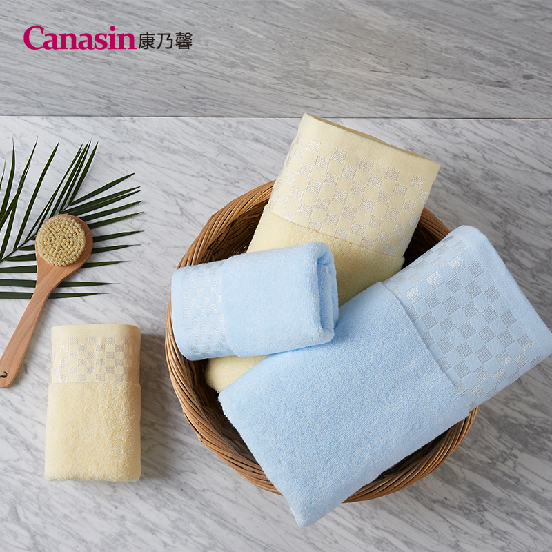 康乃馨  魔方格纯棉轻柔面巾浴巾  单条装