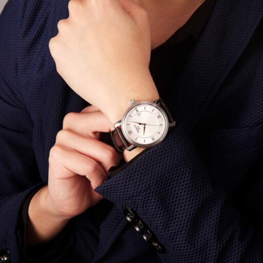 天梭TISSOT 皮带石英男表T097.410.16.038.00 商品图5