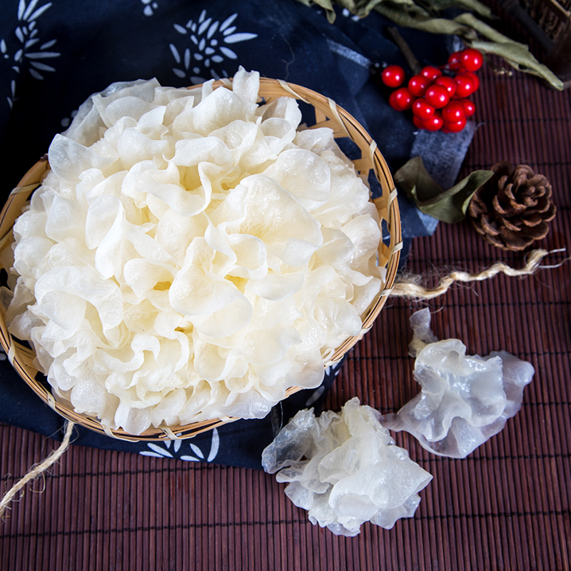 【福建古田新鲜银耳】新鲜银耳雪耳 6大朵约1斤半，自然生长胶原多，顺丰包邮