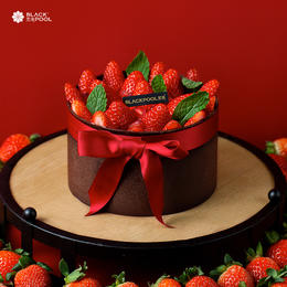（宝安缺货，不可购）【一桶草莓】铺满草莓，鲜嫩草莓一口爆汁，开心果·草莓慕斯