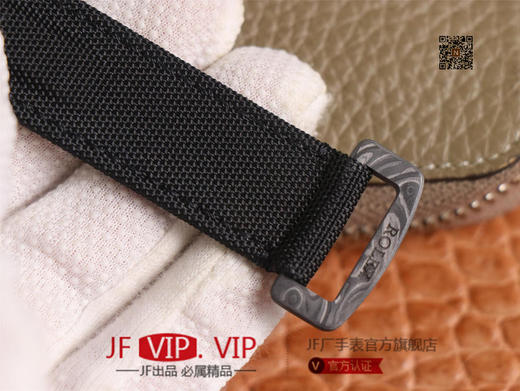 WWF劳力士，宇宙计时迪通拿系列，碳纤维材质打造，镜面双面电镀高透膜工艺，上海7750计时机芯，功能同步原装！男士腕表，绢丝表带，自动 商品图7