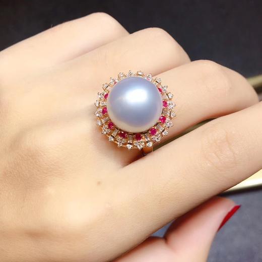 珍珠套装吊坠戒指款式尽显高档时尚设计款式大气吊坠镶钻镶伴红宝石