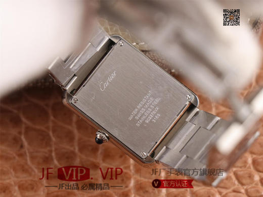 K11卡地亚坦克系列，精钢版，有24mm×31mm,中号27mm×34mm,两个尺寸，原厂鳄鱼皮带，底盖编码，均与正品一致！配贴码，一表一码！十种颜色表带！男士腕表，精钢表带，自动机械机芯，密底。 商品图6