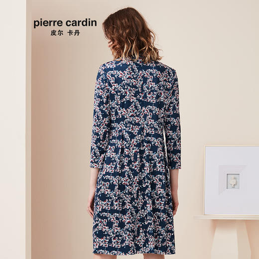 皮尔卡丹女装秋冬新款条纹状碎花连衣裙知性女装A字裙P94DL23L3
 商品图4