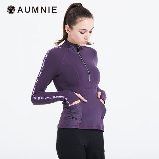 半拉链LOGO上衣 / HALF ZIP LOGO TOP 商品图6