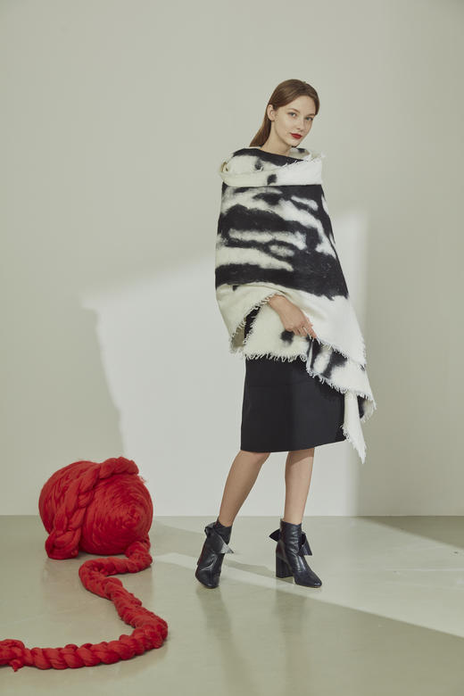 手工毛毡羊绒艺术披肩 SJF91P604N 商品图0