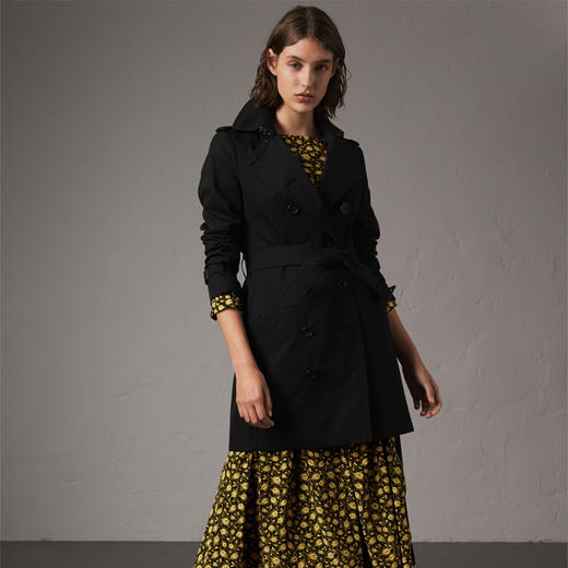 BURBERRY 巴宝莉 女士桑德林汉姆-Heritage Trench 中长款束腰风衣 黑色 3900453 00100 商品图3