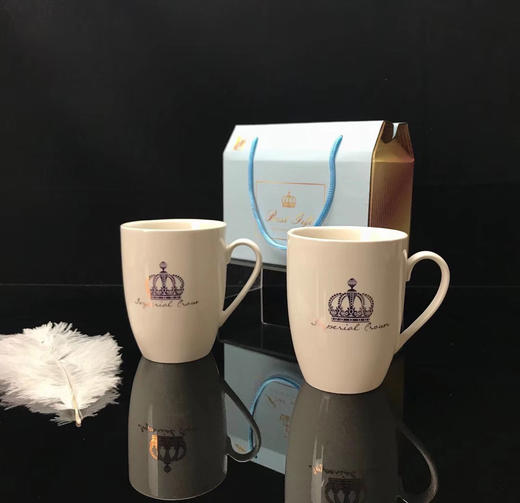 l 皇冠情侣陶瓷对杯/不包邮/物流到付