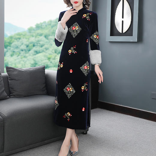 YFN-6810秋冬新款文艺复古民族风金丝绒改良版中国风连衣裙 商品图0