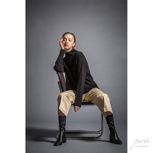 #1986 Half-neck Baby Cashmere Sweater 半高领小山羊绒毛衣 黑色 商品图4