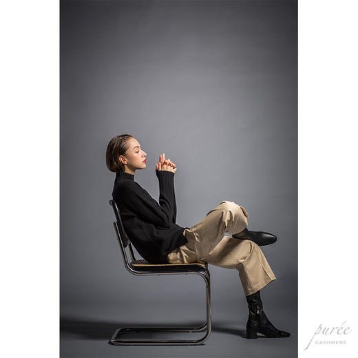 #1986 Half-neck Baby Cashmere Sweater 半高领小山羊绒毛衣 黑色 商品图2