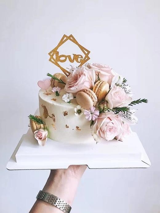 定制唯美鲜花马卡龙蛋糕 商品图0