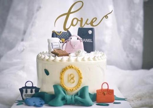 定制高贵奢侈品蛋糕（翻糖手工） 商品图0