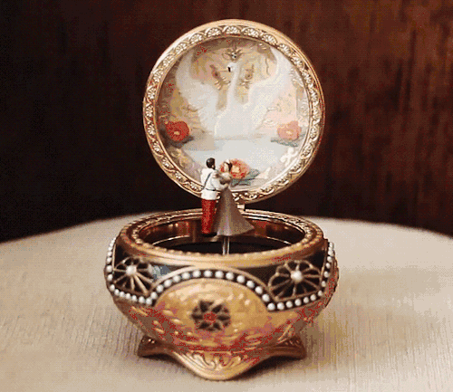 良白原木八音盒 | 一个=八音盒 扩音箱 手机支架