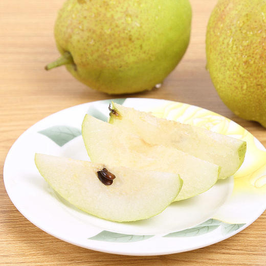 【顺丰快递】新疆库尔勒香梨 甘露香梨 现摘现发 皮薄肉细无渣 整箱发货 商品图4