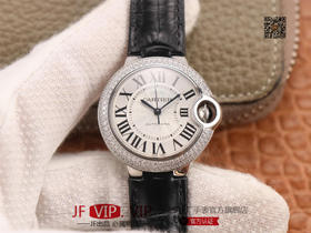 V6卡地亚 蓝气球系列，表径 33mm，搭载进口日本机械，全精钢材质，质感同正品，防刮花蓝宝石水晶镜面，指针为烤蓝钢针。V6厂！女士腕表，皮表带，自动机械机芯，密底。