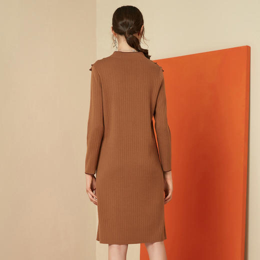 EITIE爱特爱秋冬甜美洋气宽松中长款打底针织衫女套头6001724 商品图3