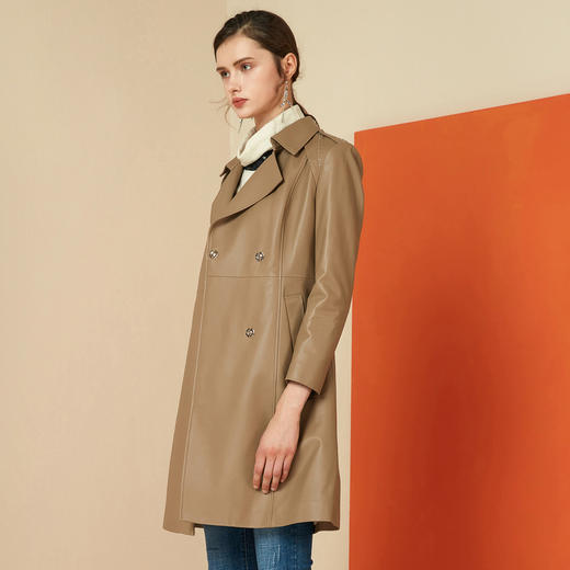 EITIE爱特爱女装秋冬时尚翻领挺括收腰羊皮外套皮衣中款6093705 商品图1