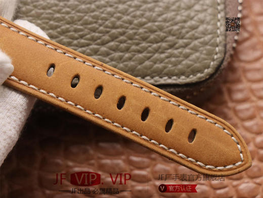 VS沛纳海904，表径42mm，一款适合亚洲手腕的腕表，碳黑锻面放射纹表盘，316L精钢，强效抗蚀的钢合金。小手腕福利，上手非常漂亮 商品图8