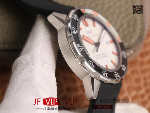 IWS万国，V2升级版，ETA2892全自动机械机芯，机芯功能结构与原装一致，镀蓝膜双面蓝宝石玻璃镜面，超强夜光效果，一级防水，男士腕表， 商品图5